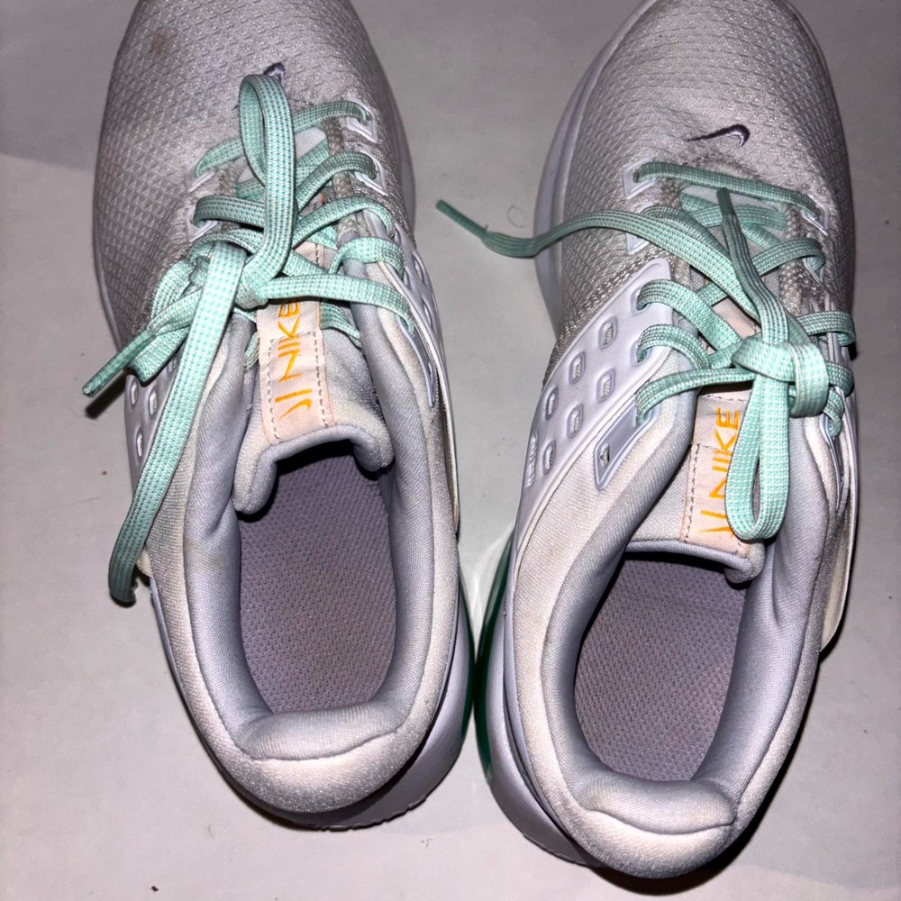 Nike Air Max Bella TR 4 CW3398-101 Women 8 Training Shoes White Athletic Sneaker - Picture 6 of 9